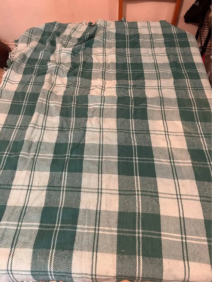 Vintage 1940s Green & Cream Plaid Lap Blanket image indicator(8)