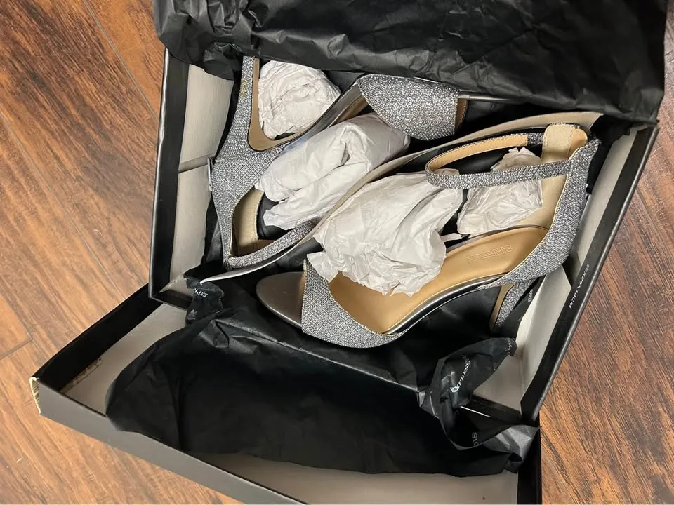 Wedding Heels image indicator(2)