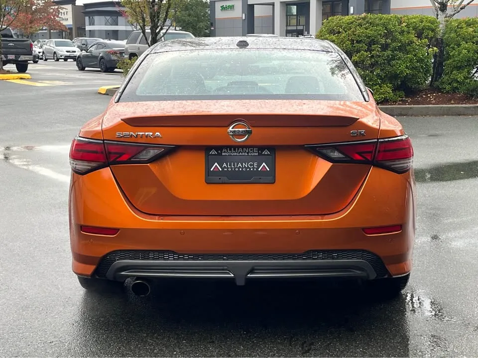 2021 Nissan Sentra SR image indicator(4)