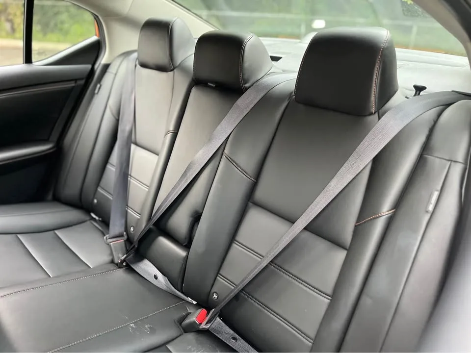 2021 Nissan Sentra SR image indicator(10)