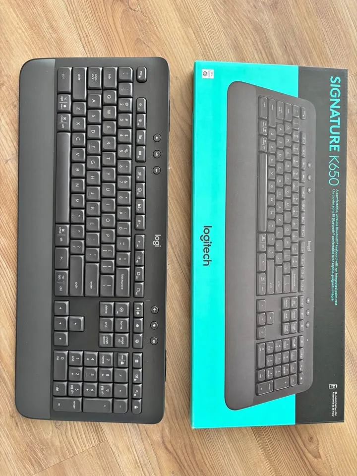 Brand New Logitech K650 Wireless Keyboard