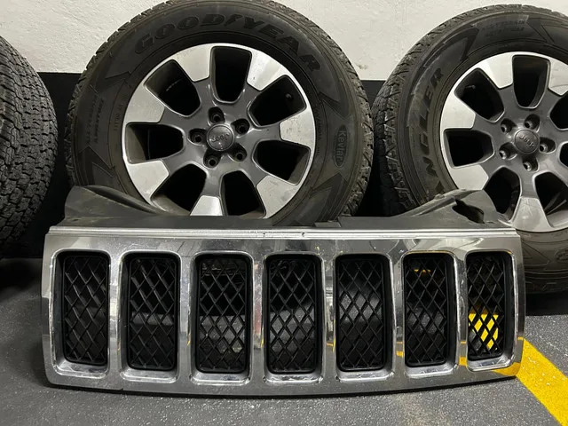 Jeep Grand Cherokee 2005-2010 chrome grill image indicator(2)