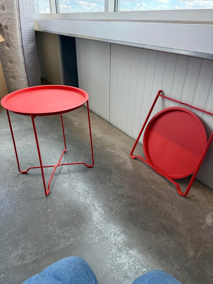 Orange fold up side tables - photo 3