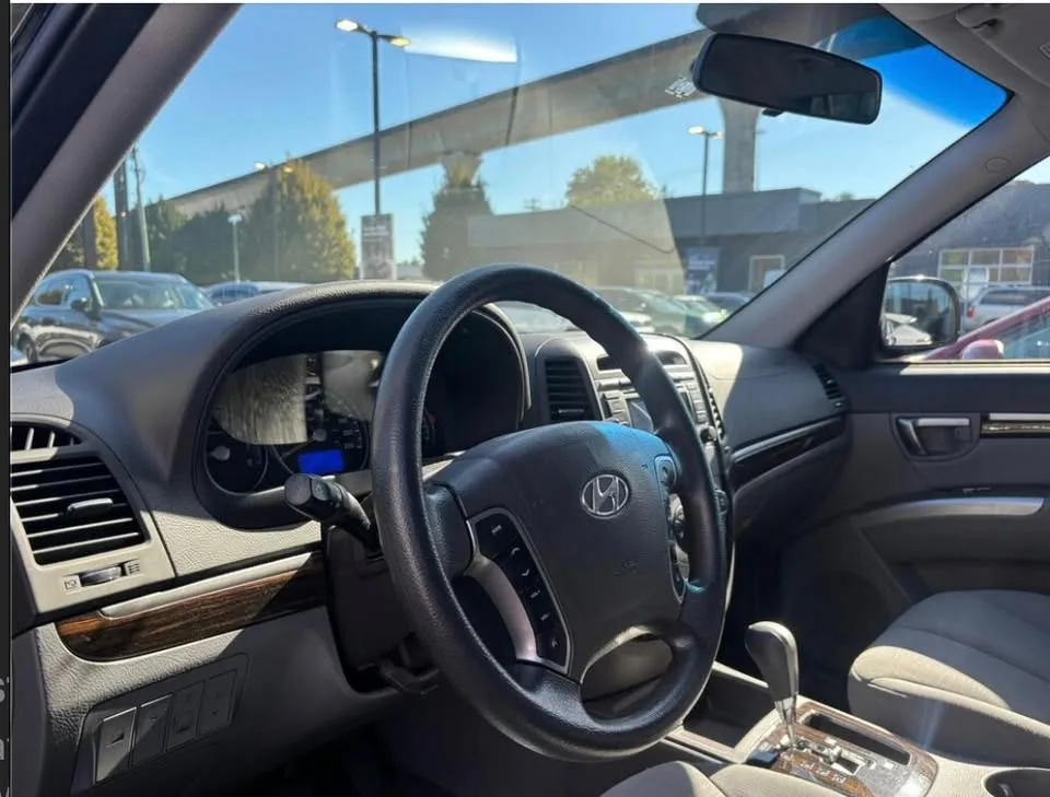 2012 Hyundai Santa Fe GL image indicator(3)