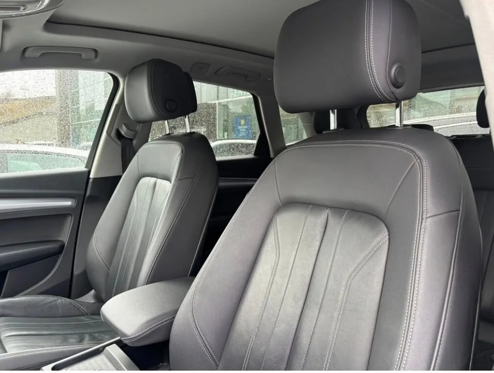 2015 Hyundai Genesis Coupe Premium image indicator(6)