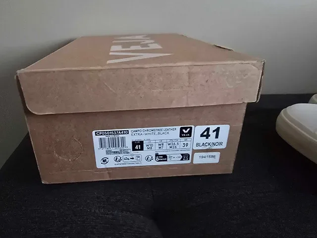 Veja unisex shoes image indicator(3)