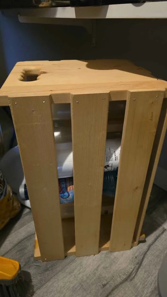 Wooden wine crates image indicator(4)