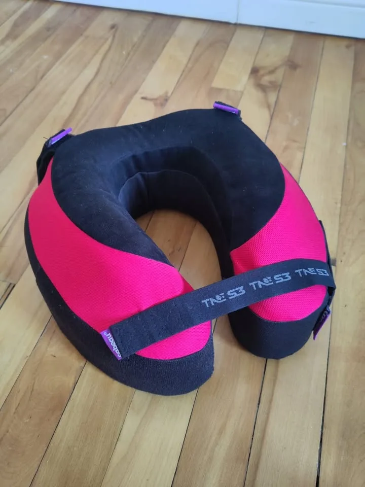 Cabeau Evolution TNES3 Travel Pillow image indicator(3)