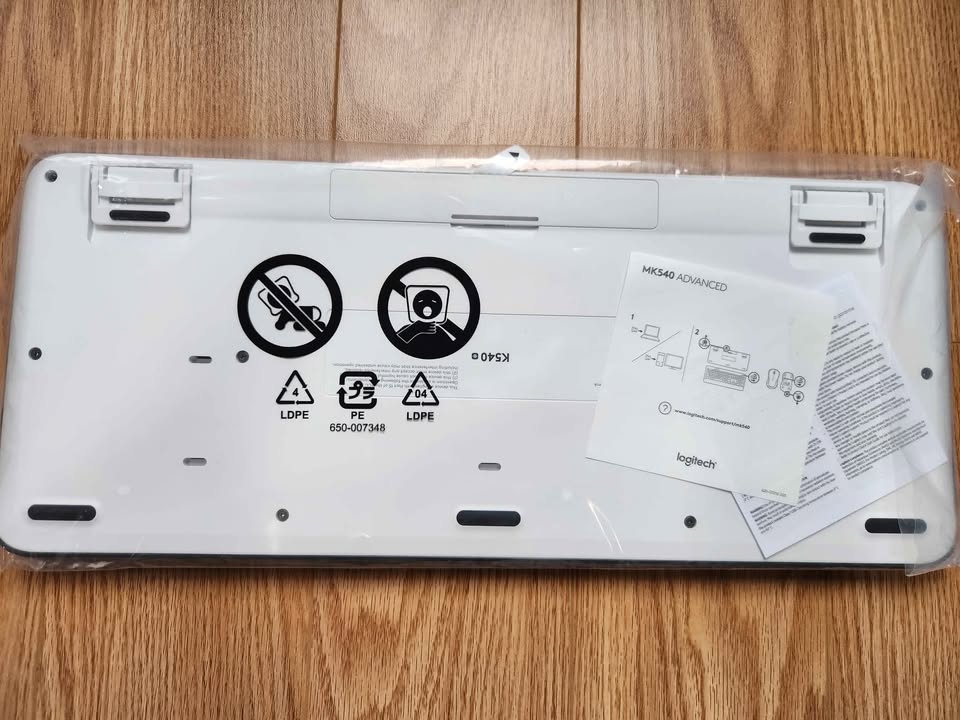 Logitech Wireless Keyboard & Mouse ( New and Sealed ) - photo 3