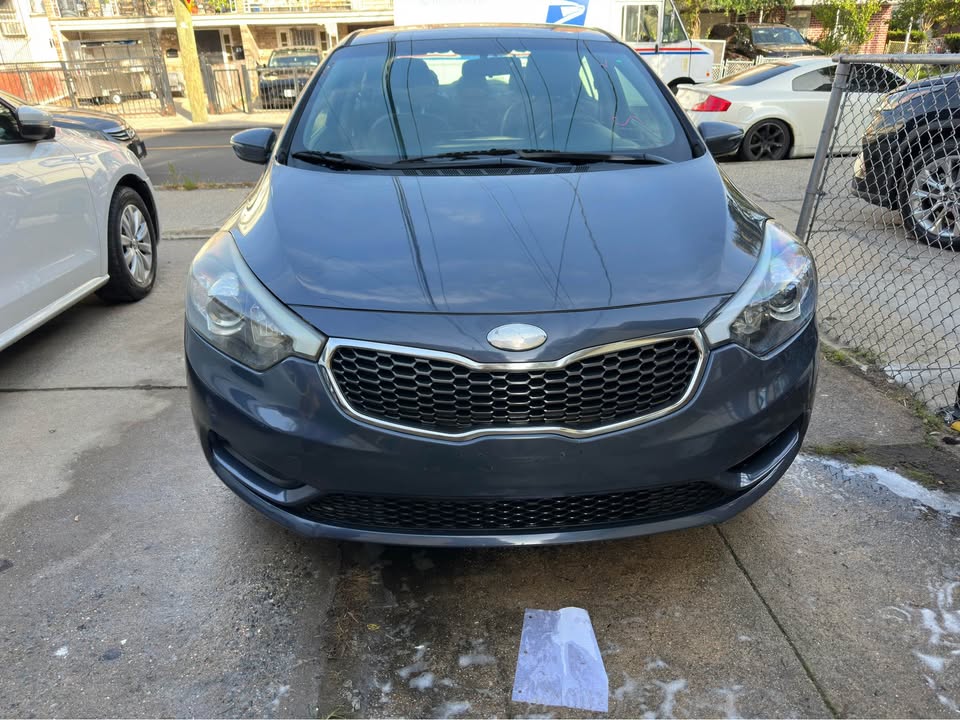 2014 Kia Forte Sedan - photo 2