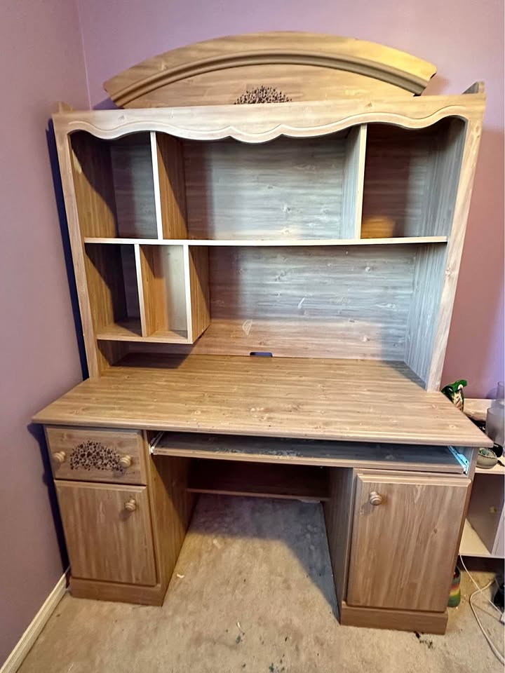 Rose pine desk and hutch