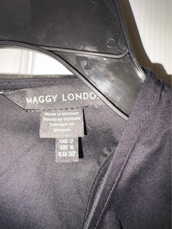 New flare style dress US2 | UK6 | EU32 image indicator(5)