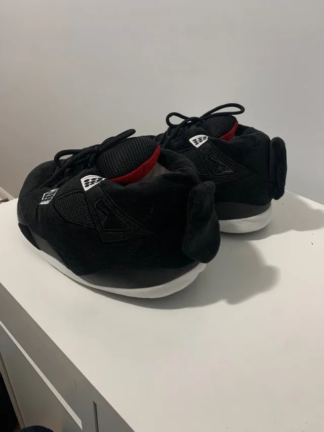 Jordan 4 Slippers image indicator(3)