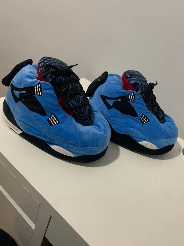 Jordan 4 UNC Slipper image indicator(2)