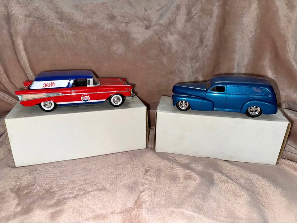 Large Diecast Cars
