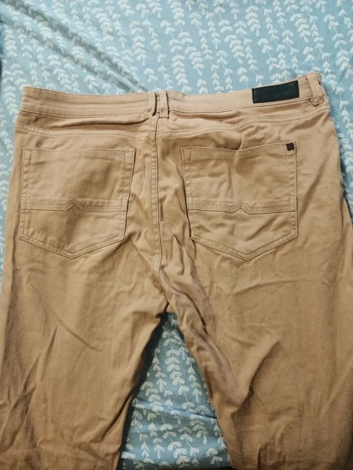 Slim Jeans image indicator(3)