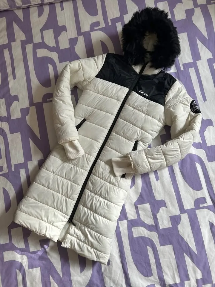 Bench Long Puffer Jacket/Coat - Size 13/14 Year Kids image indicator(2)