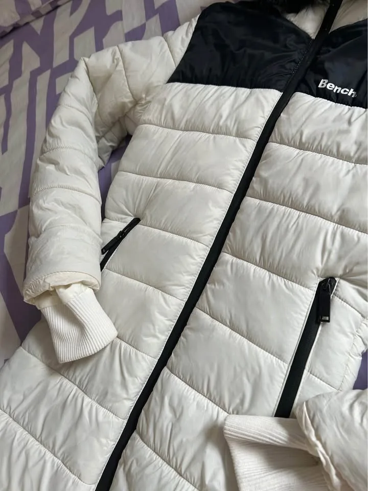 Bench Long Puffer Jacket/Coat - Size 13/14 Year Kids image indicator(4)