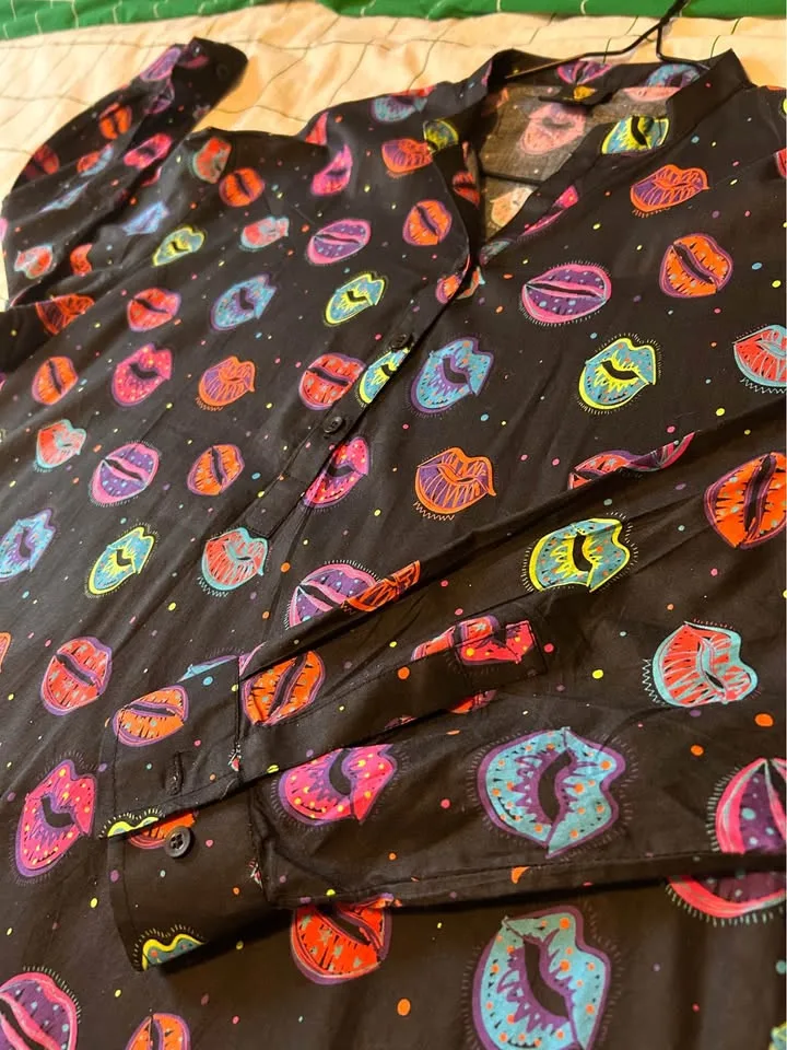 Ego Funky Glow Up Lips Printed Long Shirt - Size Medium image indicator(3)