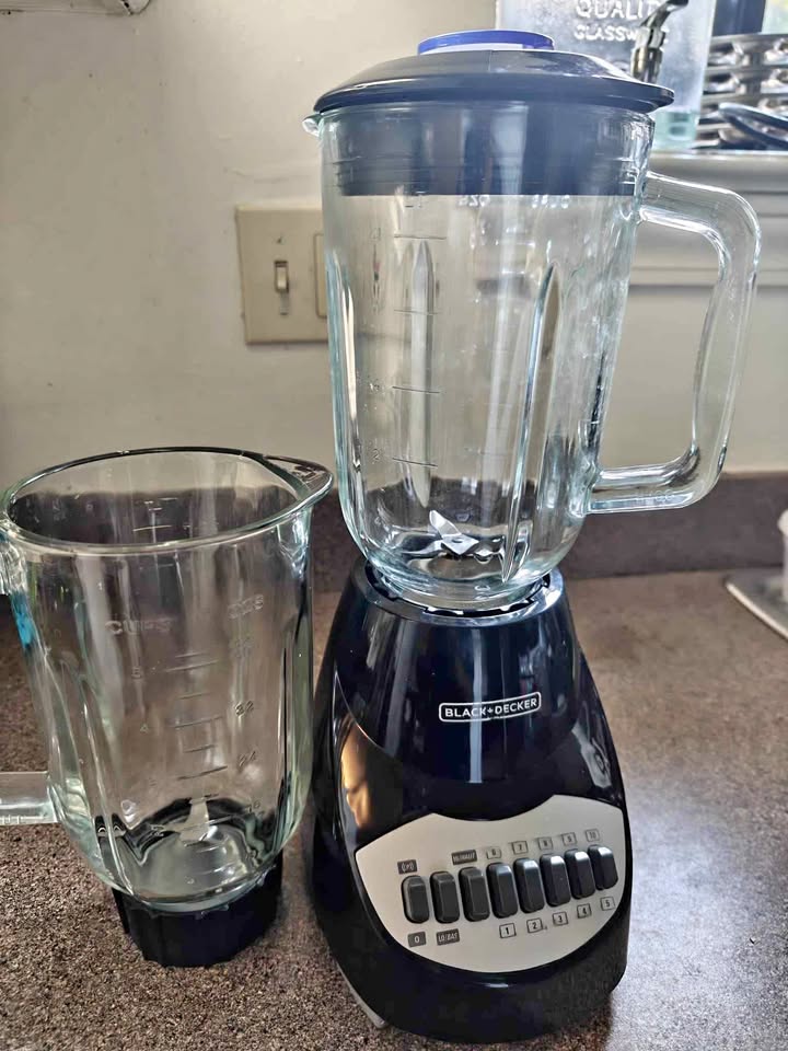 Black and decker blender