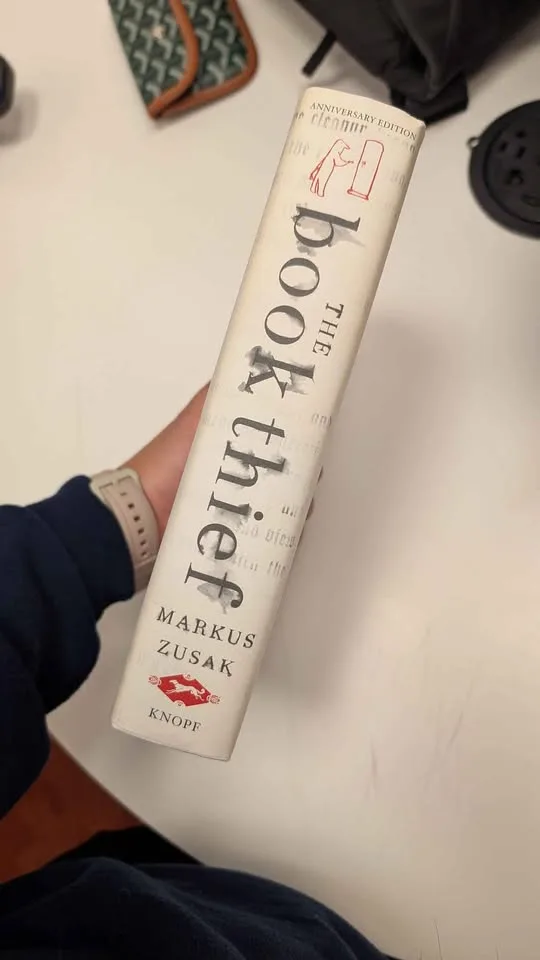 BOOK FOR SALE ‼️ The Book Thief image indicator(2)