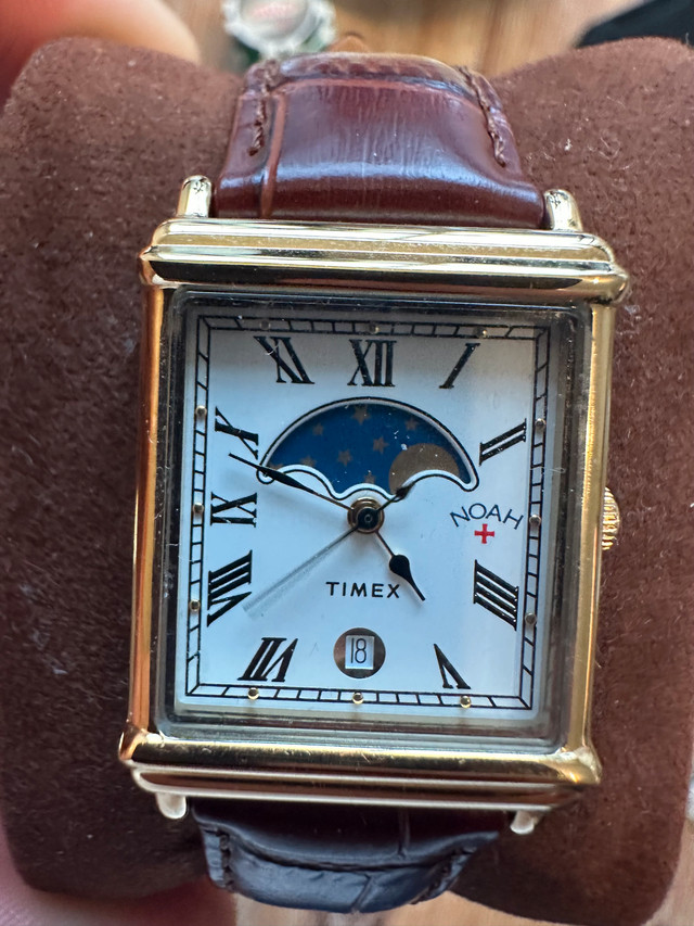 Timex x NOAH tank watch LNIB for sale - photo 2