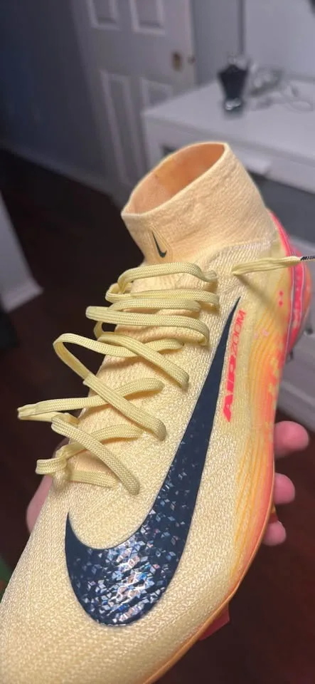 MEN'S ZOOM SUPERFLY 10 MERCURIAL SUPERFLY 10 ELITE KYLIAN MBAPPE image indicator(5)