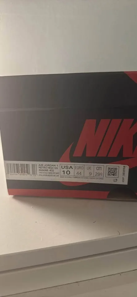 Jordan 1 Hyper Royal smoke grey image indicator(6)