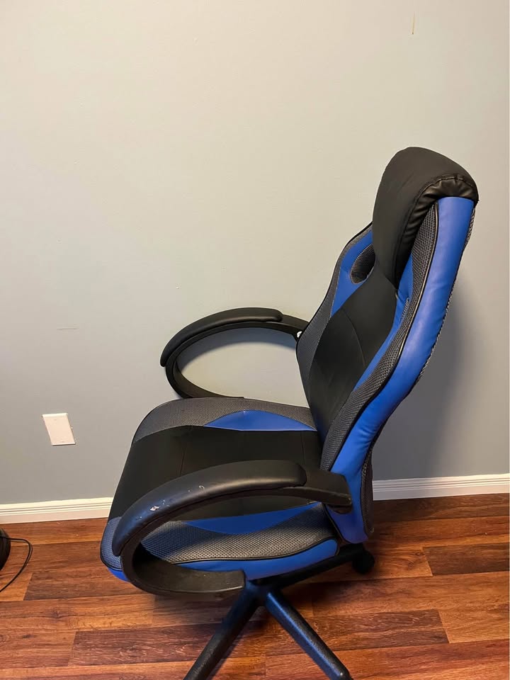 Office/ Gaming Chair - photo 4