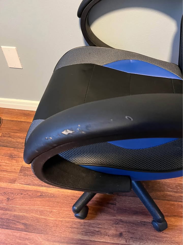 Office/ Gaming Chair - photo 5