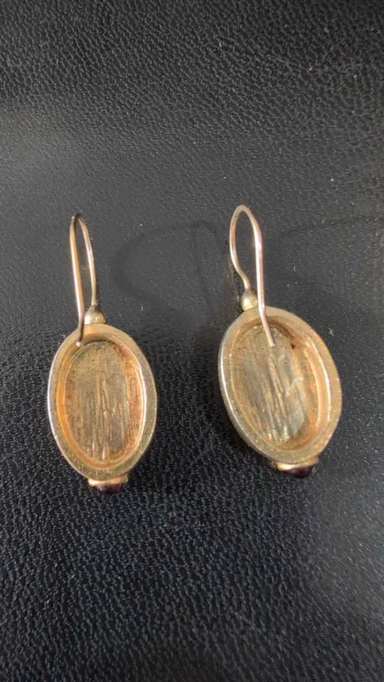 Unique Vintage Goddess Aphrodite coin earrings Gold Plate image indicator(4)