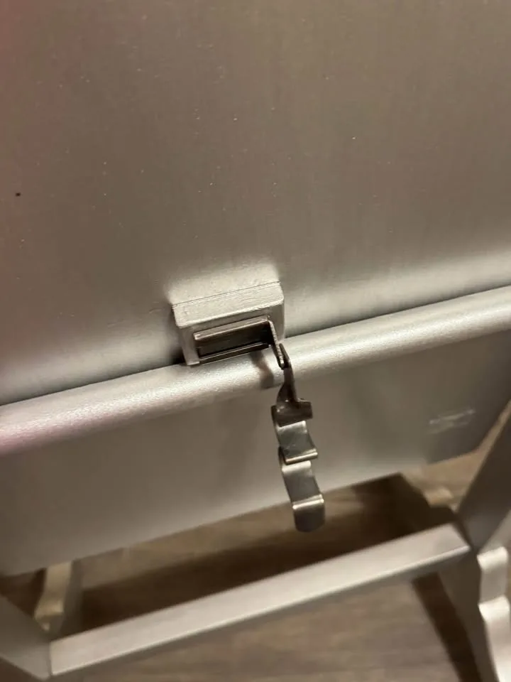 Hayworth Floor mirror, jewellery storage image indicator(7)