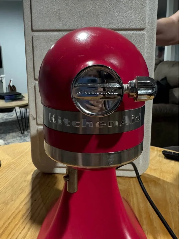 Kitchen aid - Hibiscus 2023 colour of the year image indicator(2)