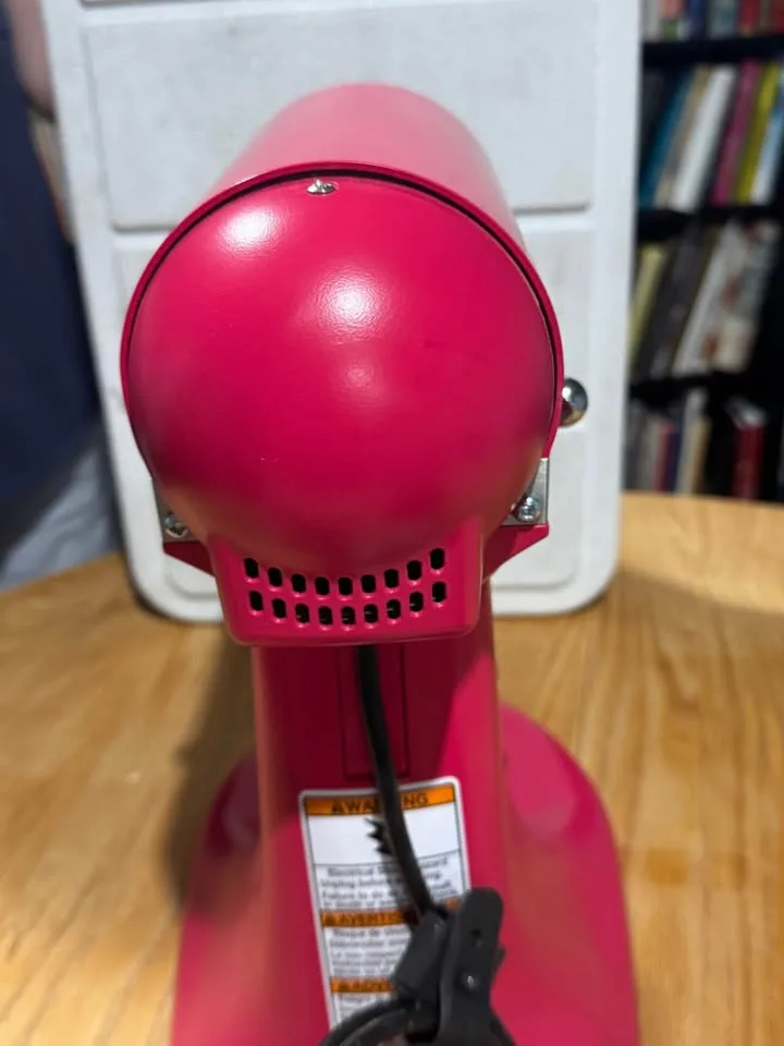 Kitchen aid - Hibiscus 2023 colour of the year image indicator(4)