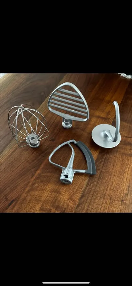 Kitchen aid - Hibiscus 2023 colour of the year image indicator(5)