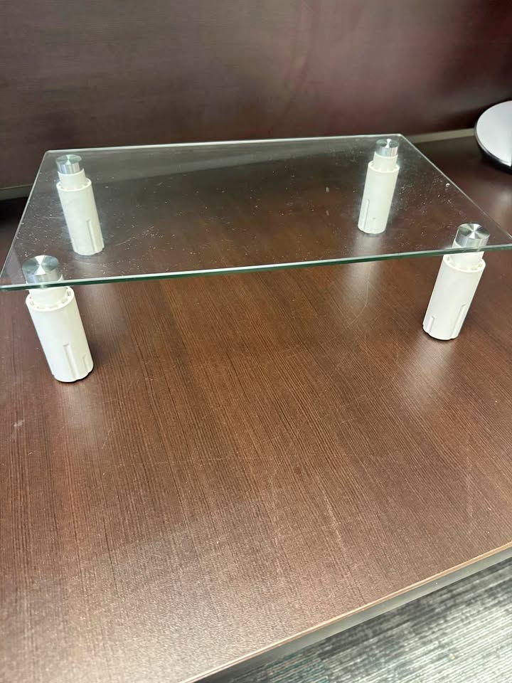 Computer riser glass