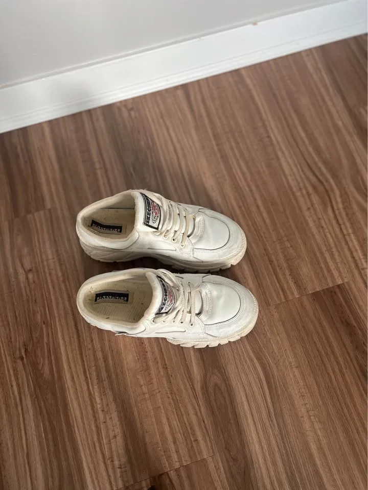 90s Skechers platforms slides mules size women’s 8-8.5 image indicator(4)