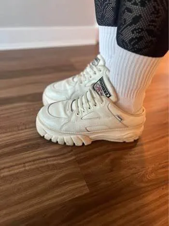 90s Skechers platforms slides mules size women’s 8-8.5 image indicator(7)