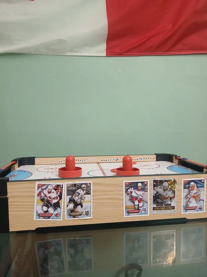 2-Player Table Air Hockey Game image indicator(3)