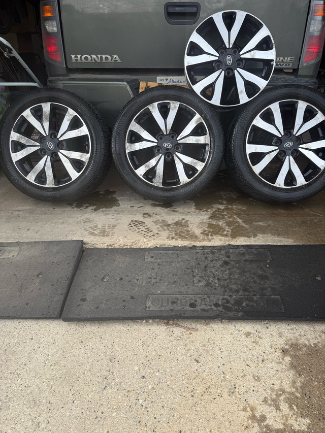 Set of rims tires no good - photo 2