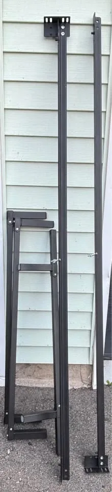 Twin Metal Bed Frame - Like New! image indicator(2)