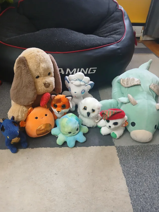 Assorted Plush Stuffed Toys thumbnail