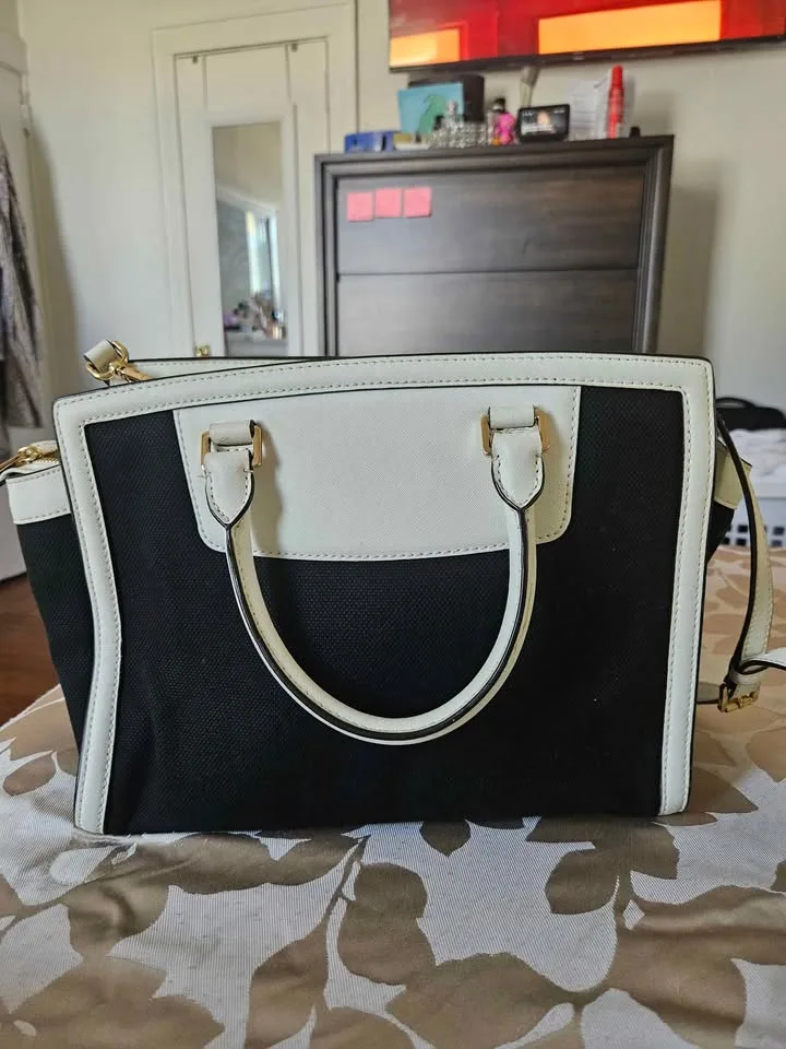 MICHAEL Michael Kors Selma Satchel image indicator(3)