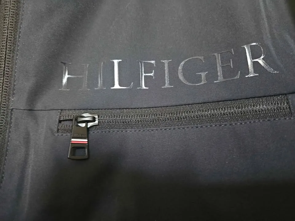 Tommy Hilfiger jacket image indicator(3)