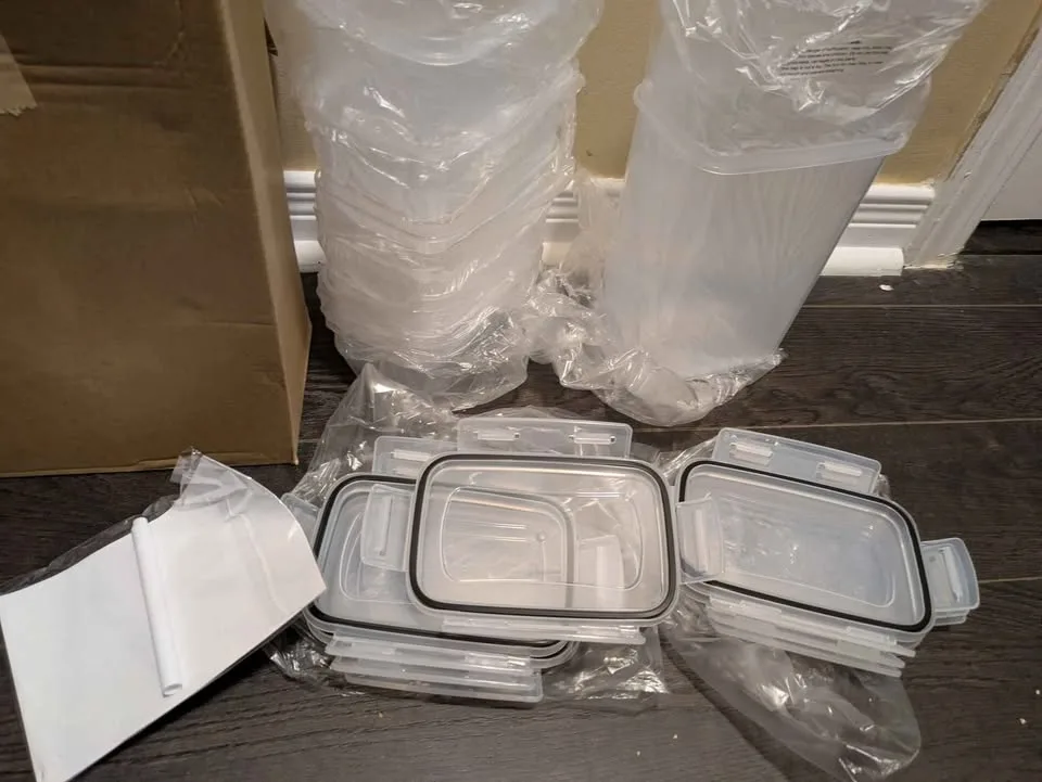 Brand new 7pc airtight food storage containers set image indicator(6)