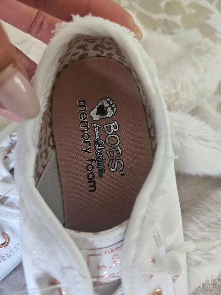 Bobs Skechers shoes size 6 especial price!!!!!! image indicator(3)