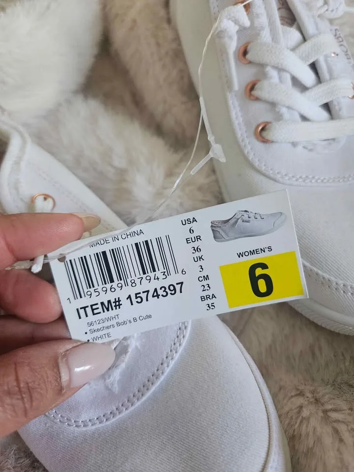 Bobs Skechers shoes size 6 especial price!!!!!! image indicator(5)