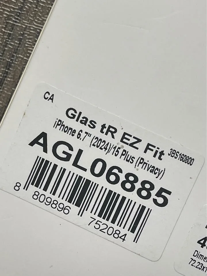 iPhone 15 Plus Privacy Screen Protector image indicator(3)