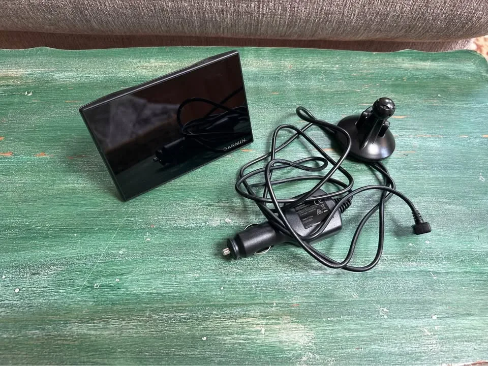 Garmin Drive 53 GPS image indicator(2)