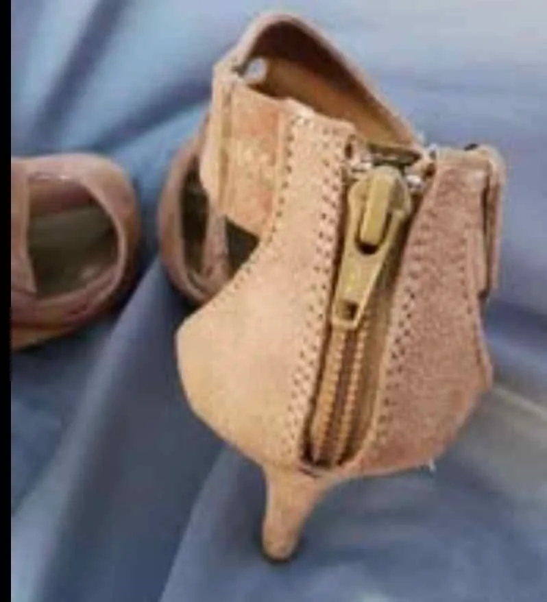 Size 8 Women’s Fioni Tan Faux Suede Booties image indicator(5)